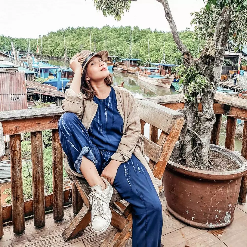 potret terbaru Saschya Instagram potret terbaru Saschya Instagram