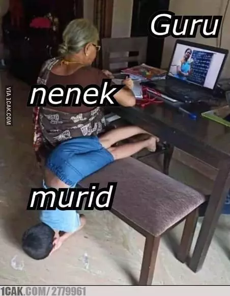 momen lucu gara-gara tugas sekolah © 2020 1cak.com