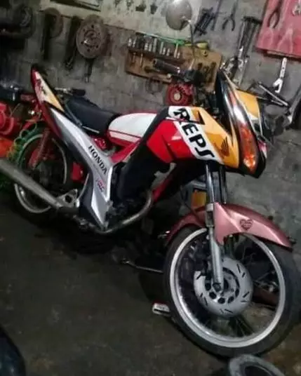 ide kreatif sepeda motor © 2020 instagram.com ide kreatif sepeda motor © 2020 instagram.com