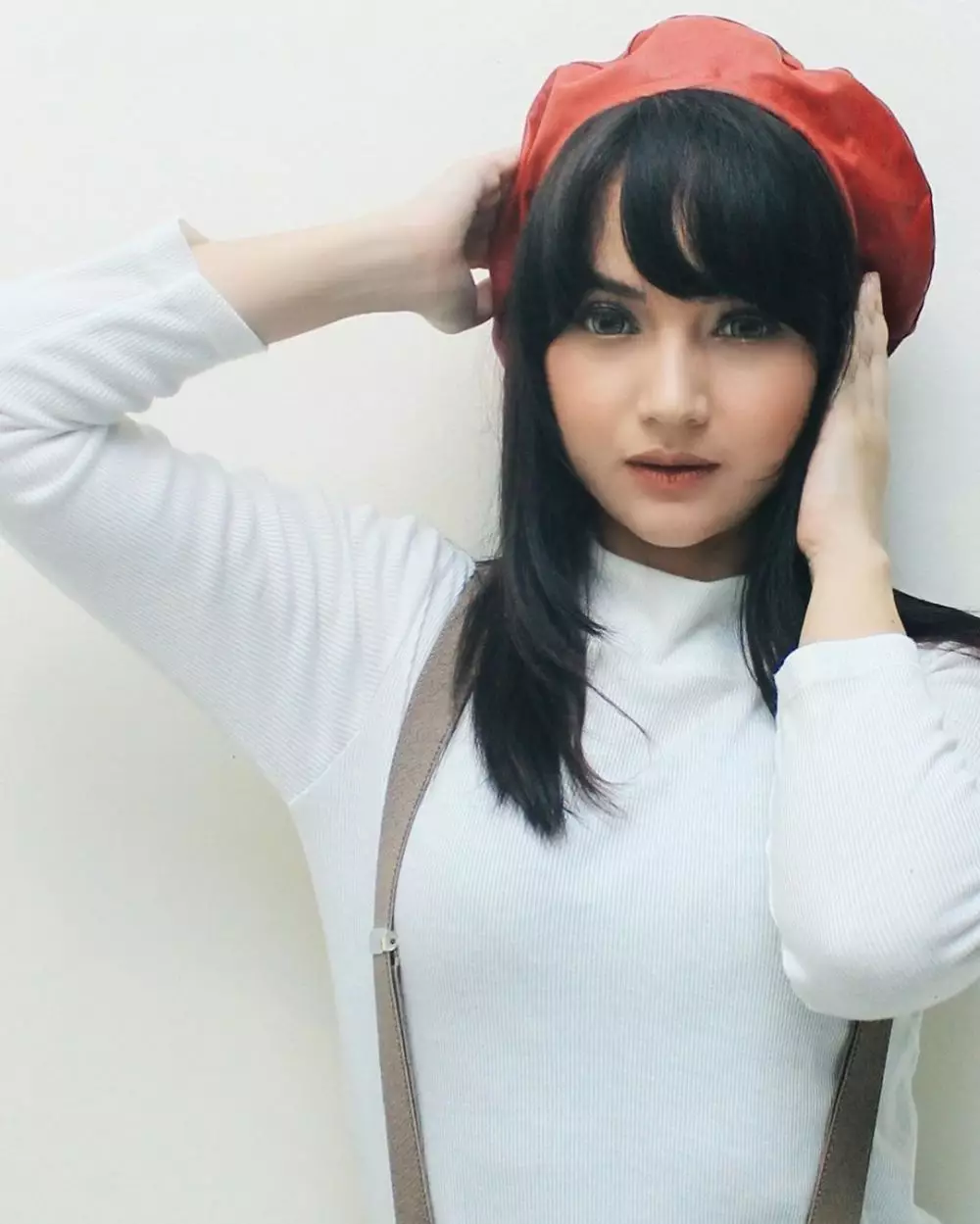 Seleb pernah kerja di TV  Instagram