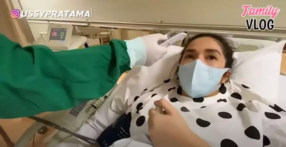 Ussy jelang lahiran anak Berbagai sumber