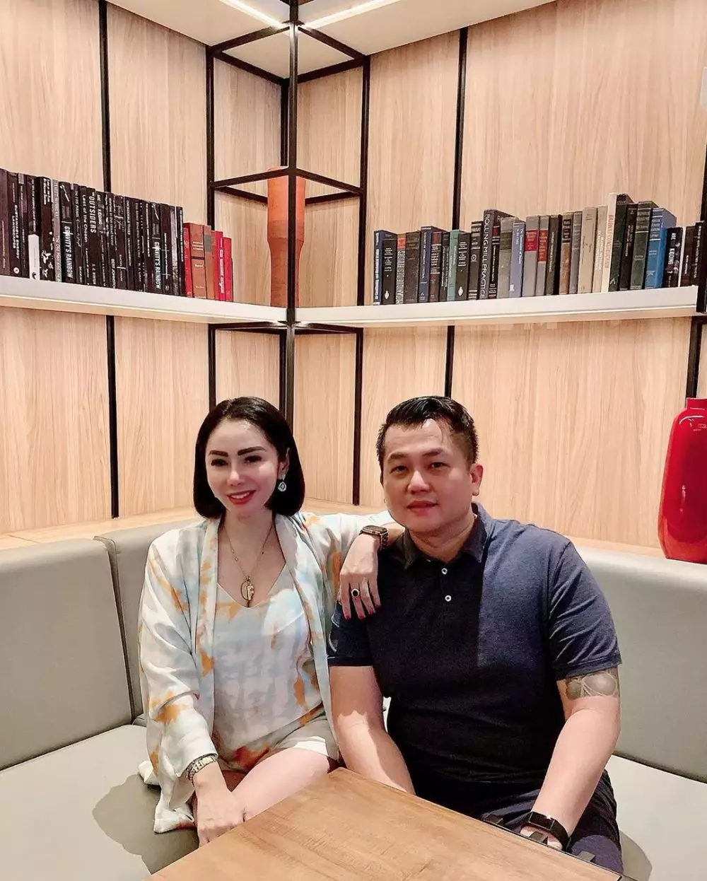 potret Femmy Permatasari & suami © 2020  Instagram/@femmypermatasari