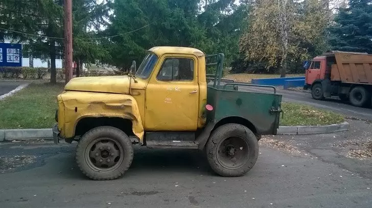 Potret modifikasi truk absurd Berbagai sumber