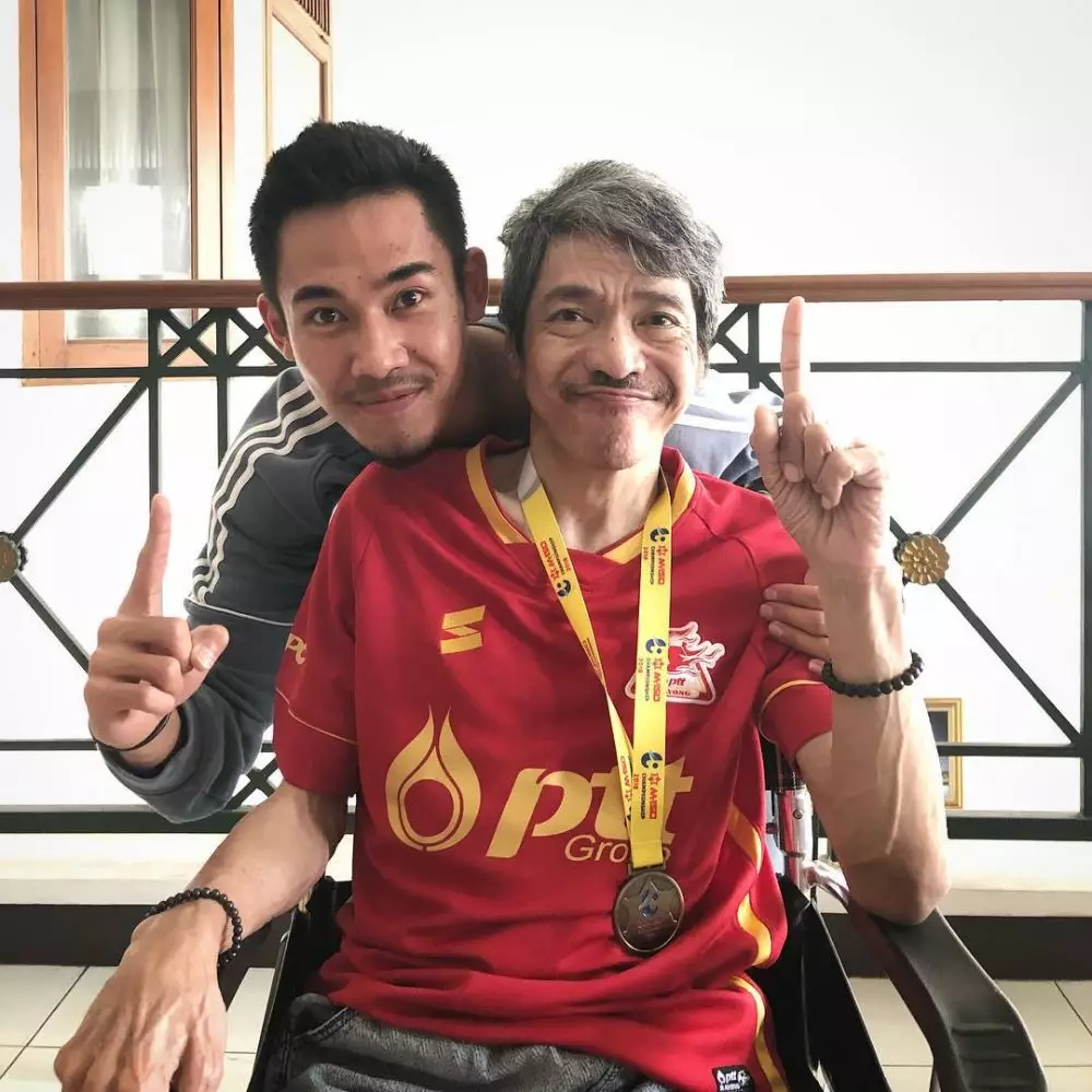 Ryuji Utomo dan ayah Instagram