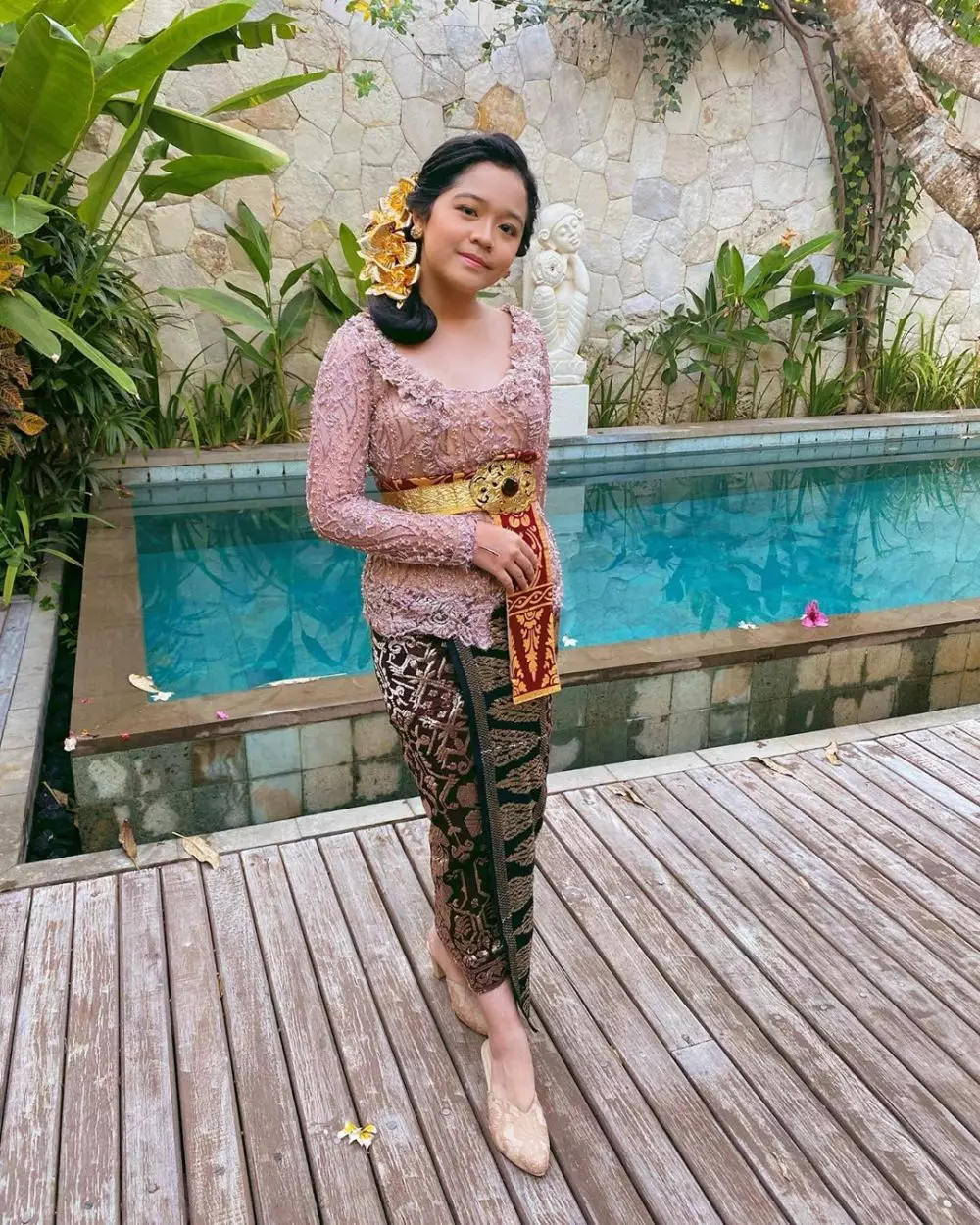 keluarga Uya Kuya pakai adat Bali Instagram keluarga Uya Kuya pakai adat Bali Instagram