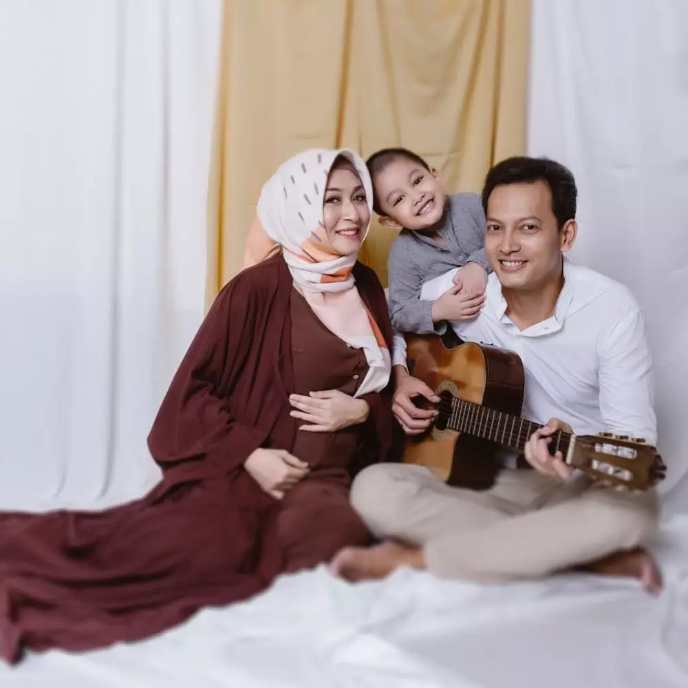 baby bump vanny istri fedi nuril  Instagram baby bump vanny istri fedi nuril  Instagram
