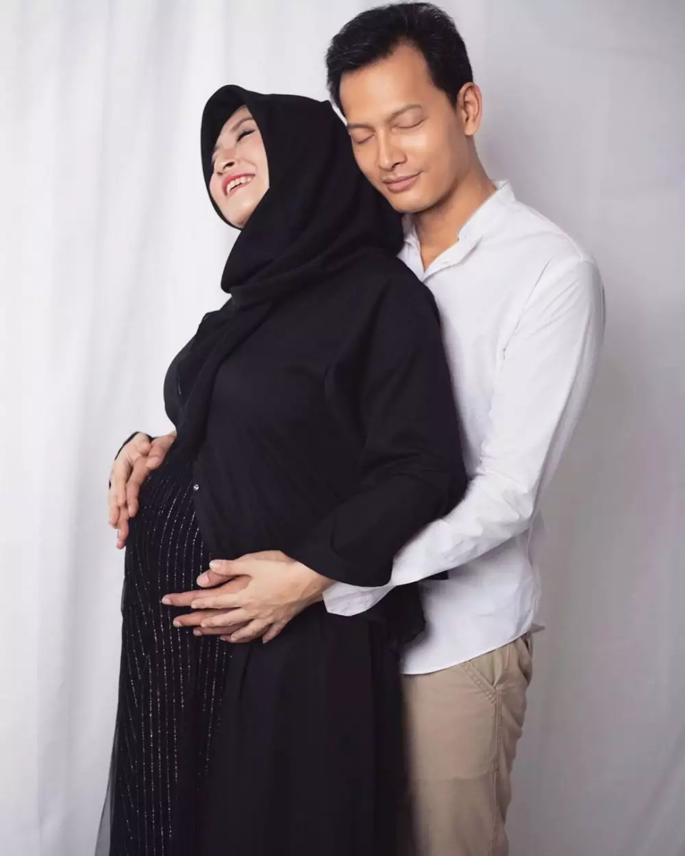 baby bump vanny istri fedi nuril  Instagram baby bump vanny istri fedi nuril  Instagram