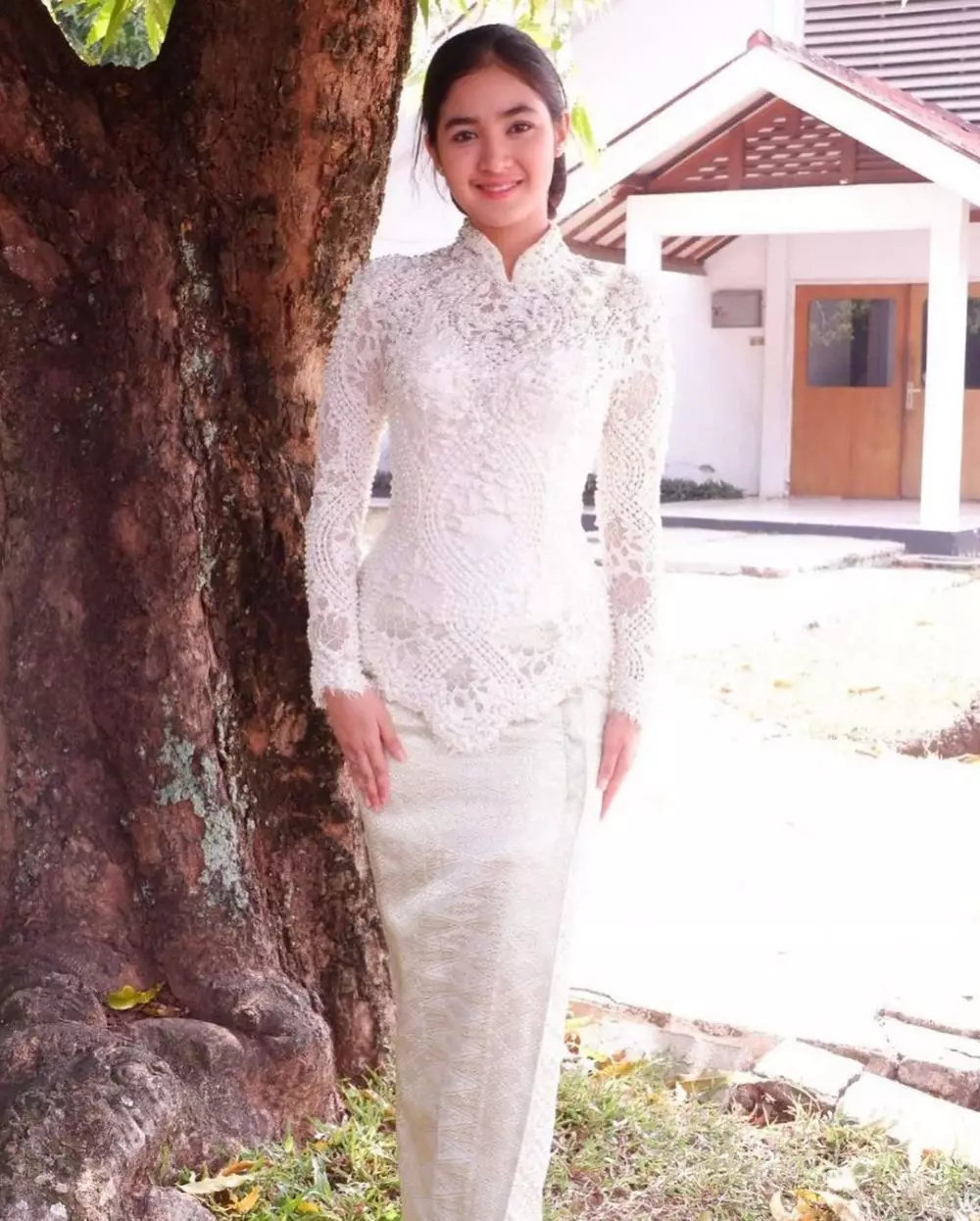Cut Syifa baju pengantin instagram