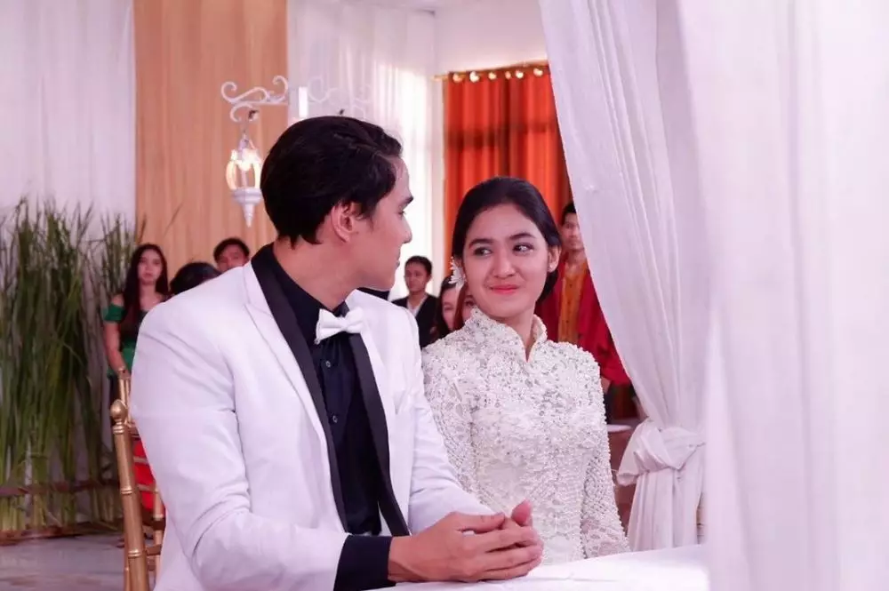 Cut Syifa baju pengantin instagram