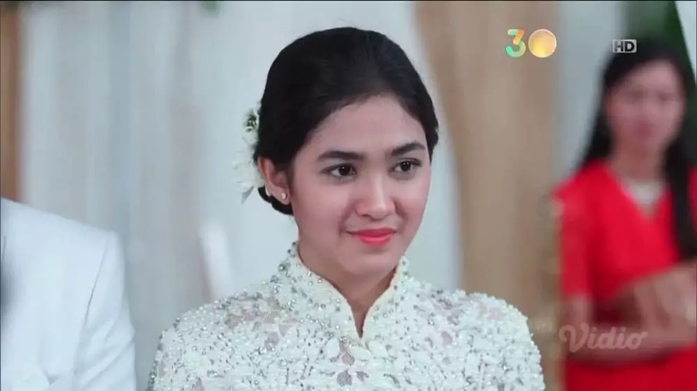 Cut Syifa baju pengantin instagram