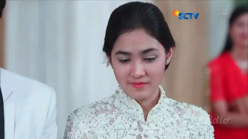 Cut Syifa baju pengantin instagram