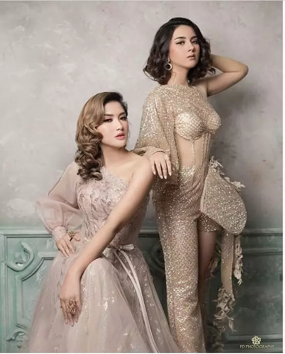 potret kebersamaan Ochi Rosdiana & Ersya Aurelia © 2020 Instagram potret kebersamaan Ochi Rosdiana & Ersya Aurelia © 2020 Instagram