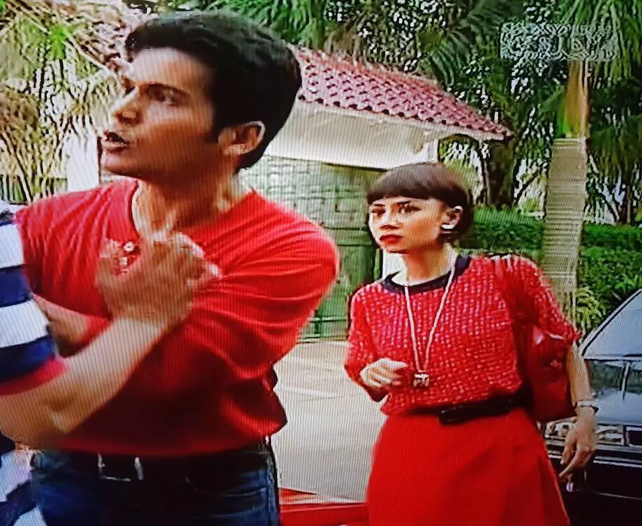 Potret lawas Femmy Permatasari berbagai sumber Potret lawas Femmy Permatasari berbagai sumber