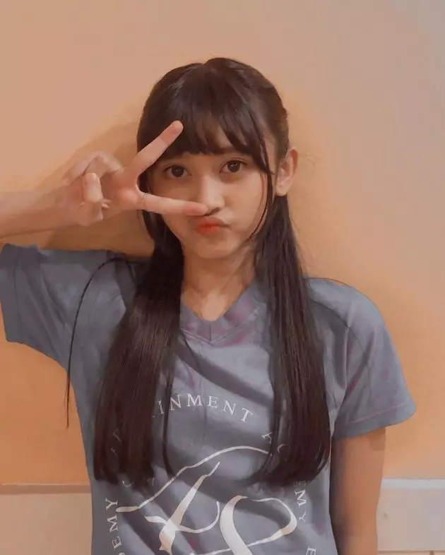 Potret Caitlyn Gwyneth Santoso member termuda JKT48 © 2020 Twitter/@G_CaitlynJKT48