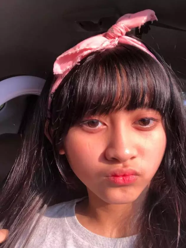 Potret Caitlyn Gwyneth Santoso member termuda JKT48 © 2020 Twitter/@G_CaitlynJKT48