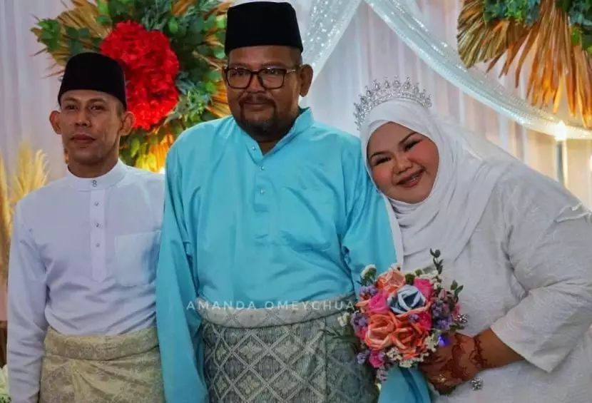 wanita gendong mempelai pria mstar.com.my