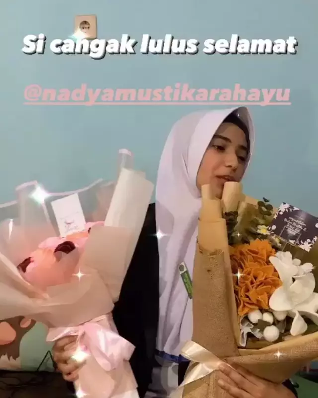 kelulusan Nadya Mustika Instagram