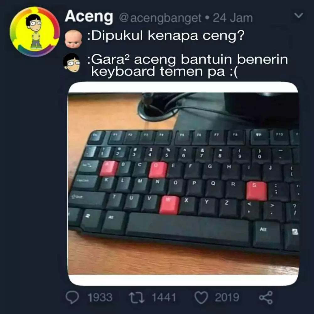 meme lucu benerin gadget © 2020 instagram.com