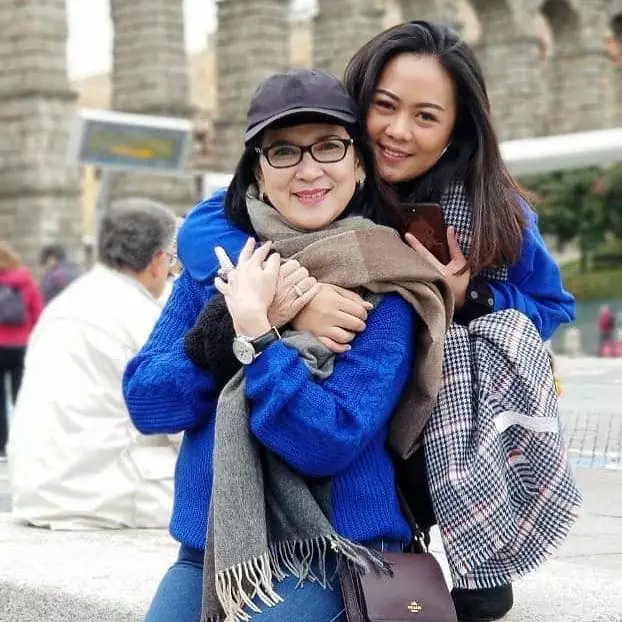 Potret Maureen Christy ibu tiri Nagita Slavina © 2020 Instagram Potret Maureen Christy ibu tiri Nagita Slavina © 2020 Instagram