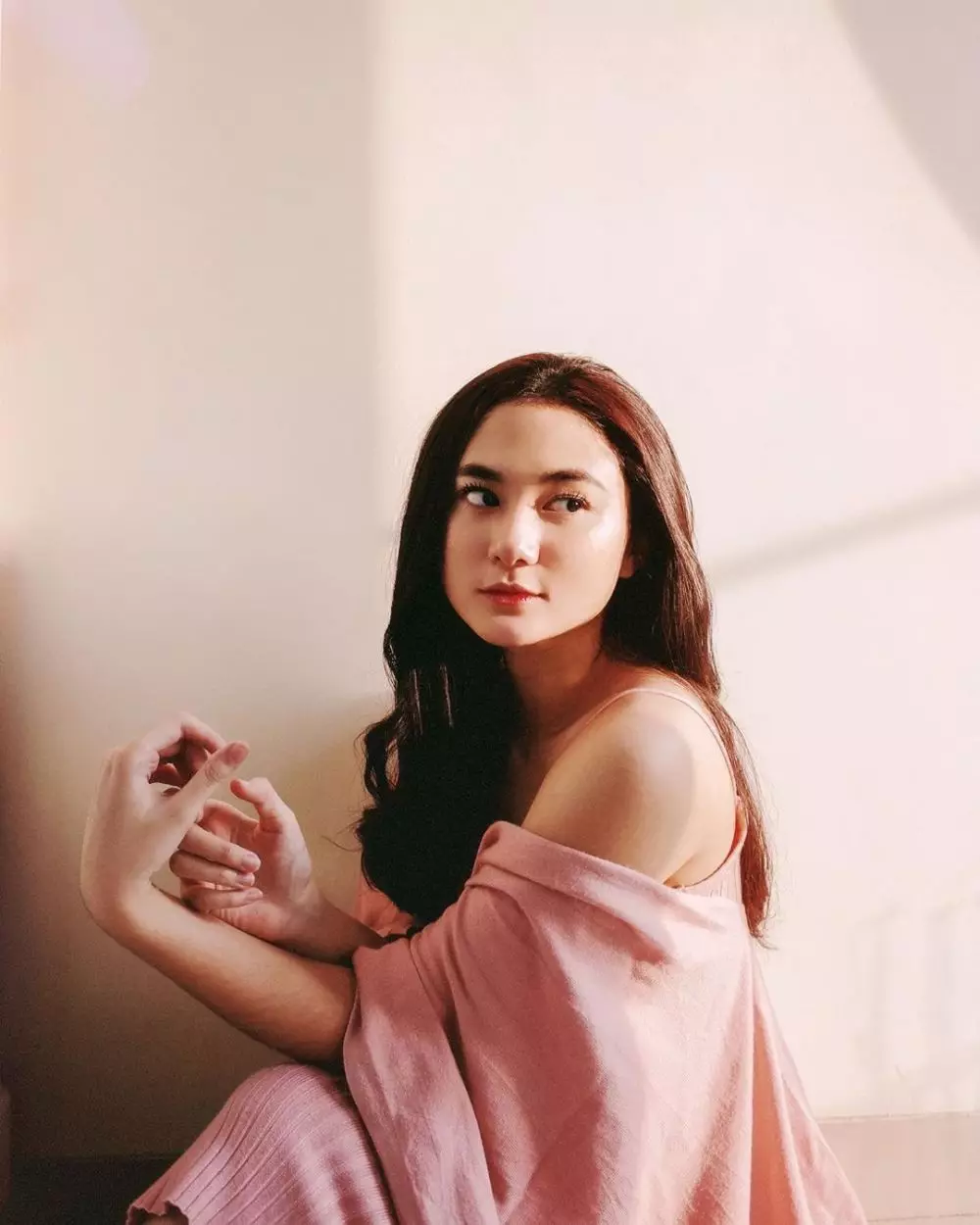 Potret terbaru mantan artis cilik Zahwa Aqilah © 2020 Instagram/@zahwaqilah Potret terbaru mantan artis cilik Zahwa Aqilah © 2020 Instagram/@zahwaqilah