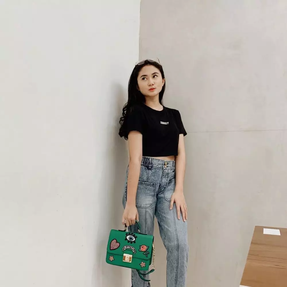 Potret terbaru mantan artis cilik Zahwa Aqilah © 2020 Instagram/@zahwaqilah Potret terbaru mantan artis cilik Zahwa Aqilah © 2020 Instagram/@zahwaqilah