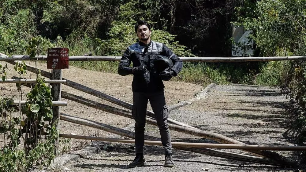 Potret terbaru Achmad Megantara tampil dengan brewok © 2020 Instagram/megantaraaa