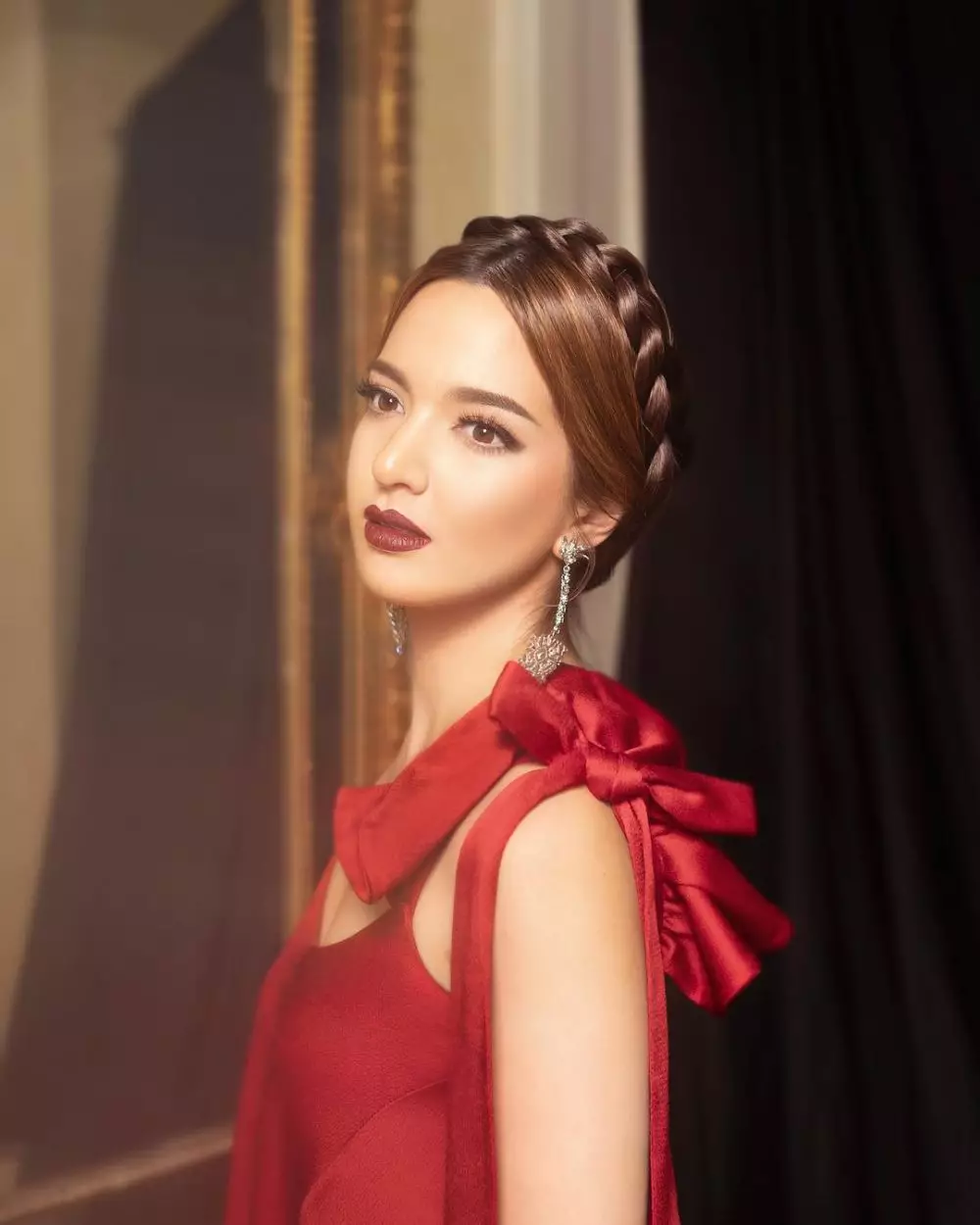 nia ramadhani bermakeup tebal Instagram