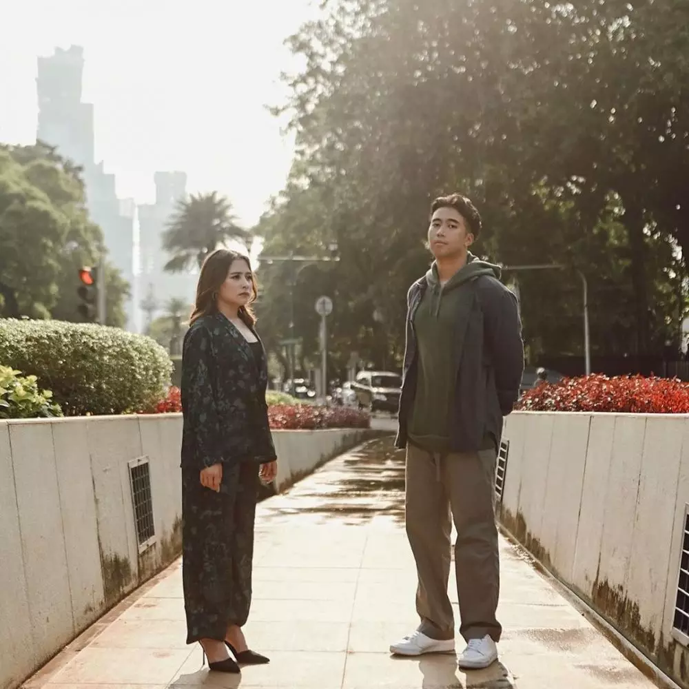 potret kebersamaan Prilly Latuconsina & Vidi Aldiano © 2020 Instagram potret kebersamaan Prilly Latuconsina & Vidi Aldiano © 2020 Instagram
