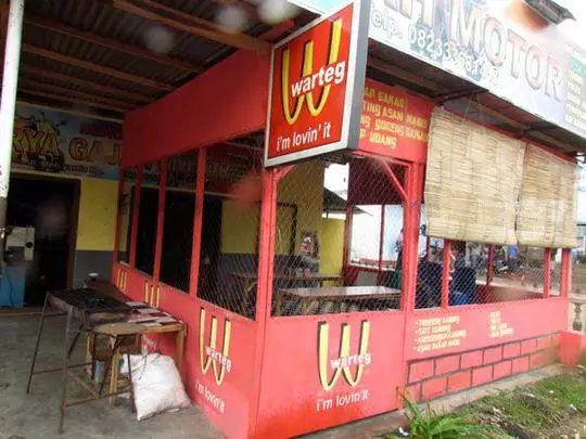 Potret plesetan nama warung makan Berbagai sumber