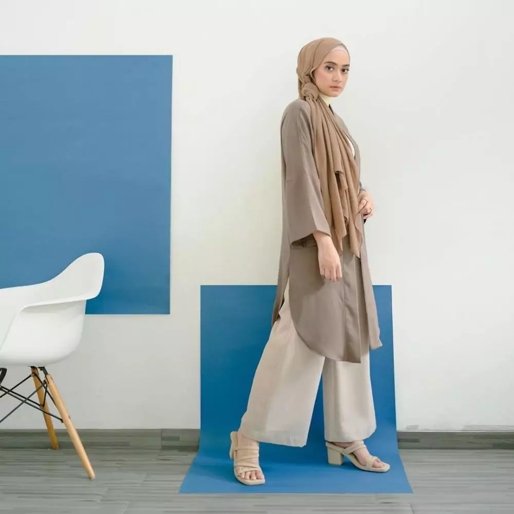 Ide photoshoot seleb © 2020 brilio.net Ide photoshoot seleb © 2020 brilio.net