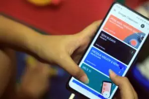Dukung belajar online, Smartfren bagikan 1 juta kartu perdana gratis