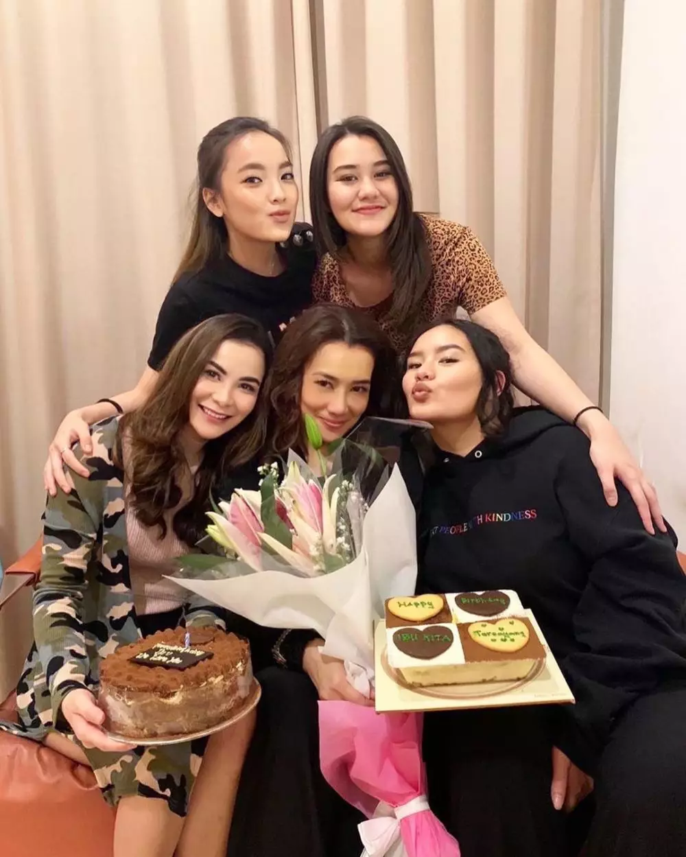 Reza Artamevia dan anaknya © 2020 brilio.net