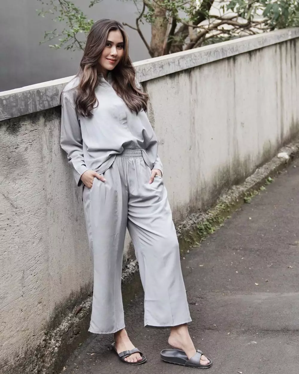syahnaz tampil langsing usai melahirkan © 2020 Instagram/@syahnazs syahnaz tampil langsing usai melahirkan © 2020 Instagram/@syahnazs