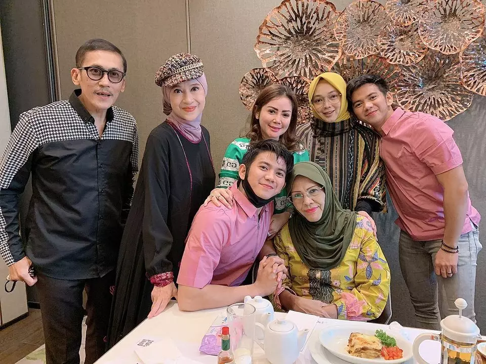 rina gunawan diet 17kg Instagram