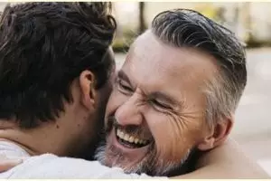 40 Kata-kata mutiara perjuangan seorang ayah, bikin haru