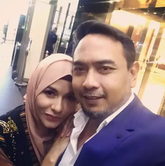 bebi romeo 46 tahun berbagai sumber