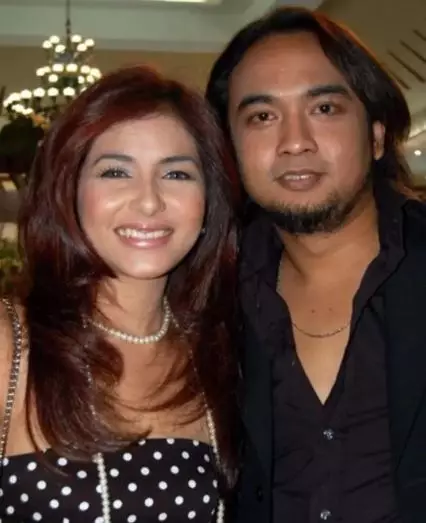 bebi romeo 46 tahun berbagai sumber