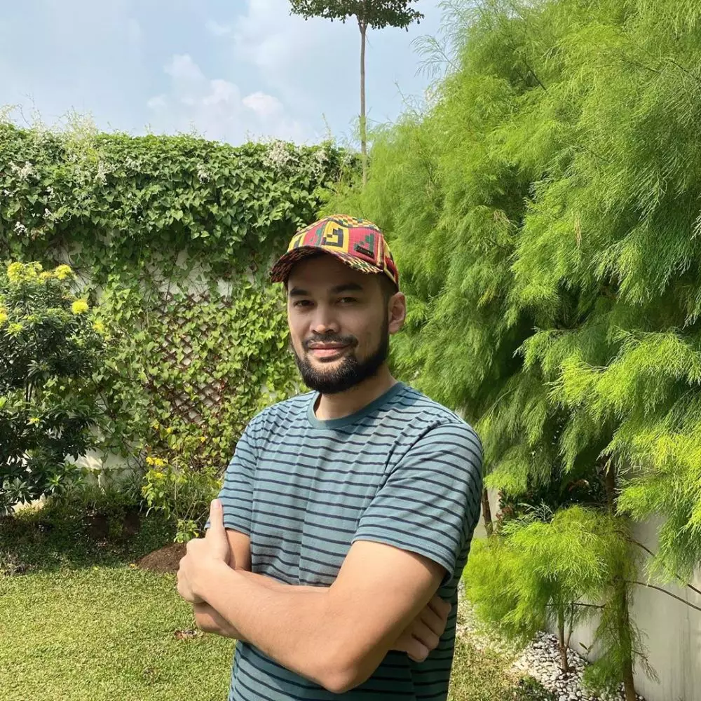 aktor tanah air tampil brewokan © 2020 Instagram aktor tanah air tampil brewokan © 2020 Instagram