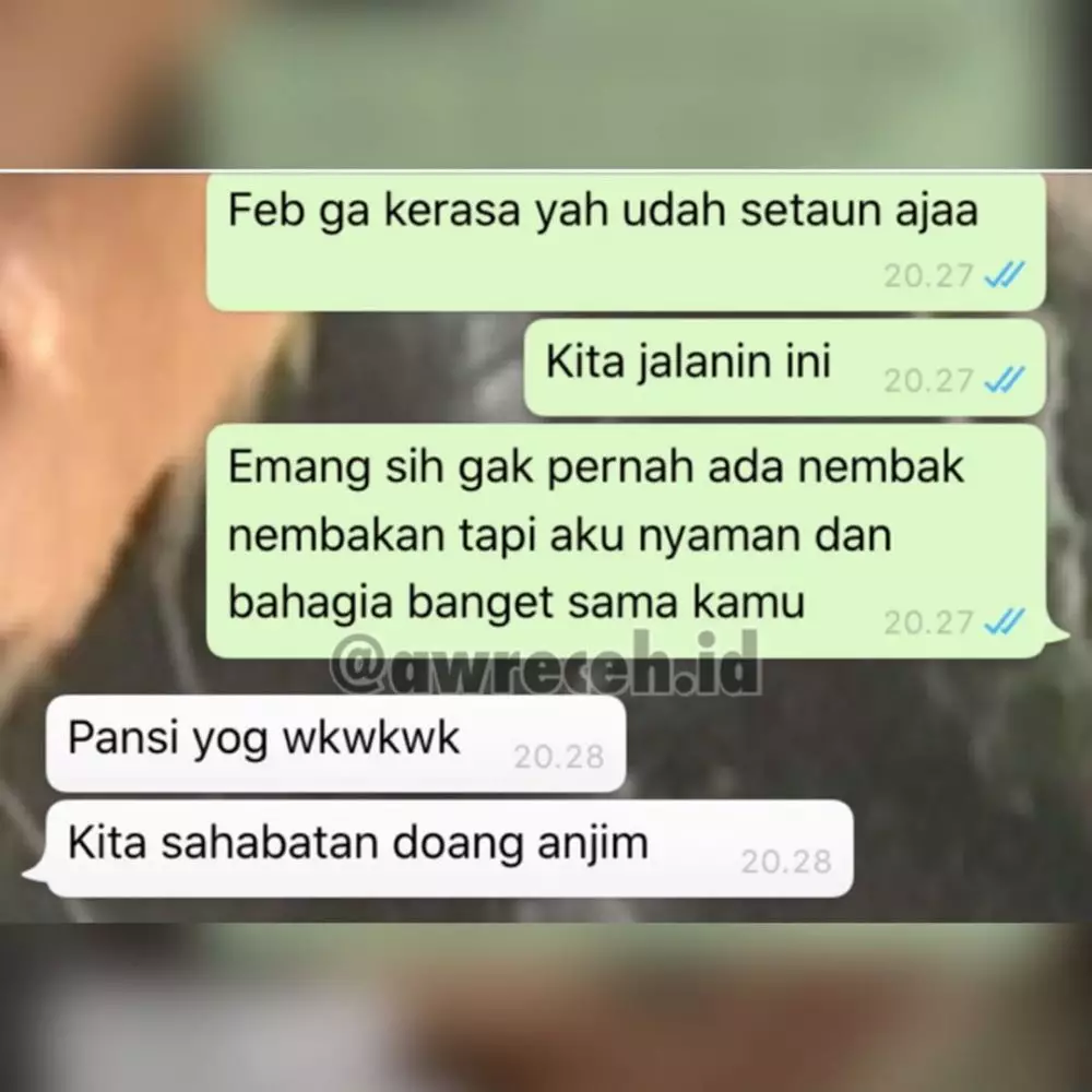 chat lucu cuma dicuekin © 2020 instagram.com