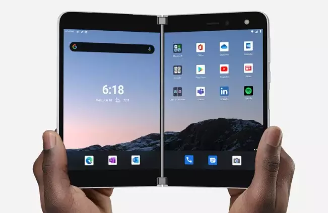 HP Flip Android © 2020 brilio.net