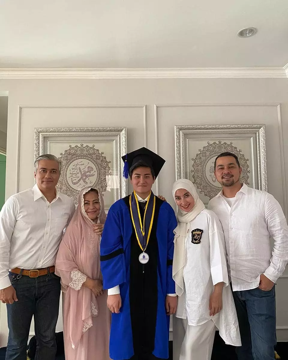 wisuda Rafi Pangestu instagram