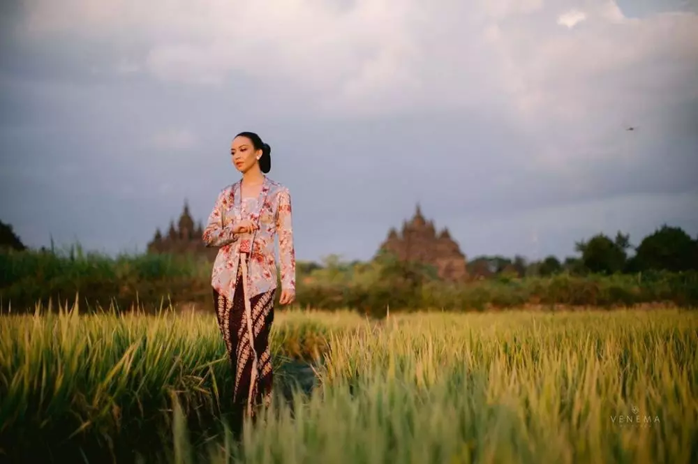 Karina prewedding Jawa instagram  Karina prewedding Jawa instagram