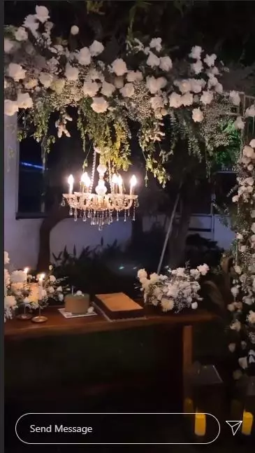 potret kejutan ultah Ayu Dewi © 2020 Instagram/@mrsayudewi