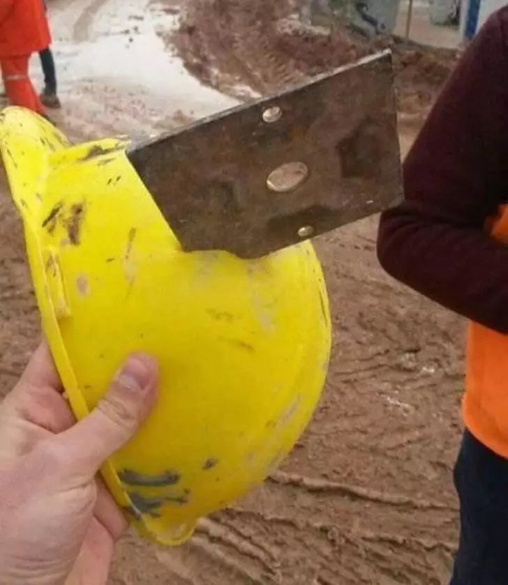 Potret selamat dari insiden maut Berbagai sumber