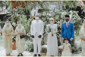 8 Potret pernikahan kakak ipar Kahiyang Ayu, Jokowi jadi saksi nikah
