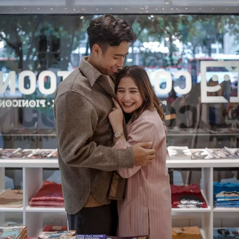 Pasangan duet penyanyi bikin baper  berbagai sumber