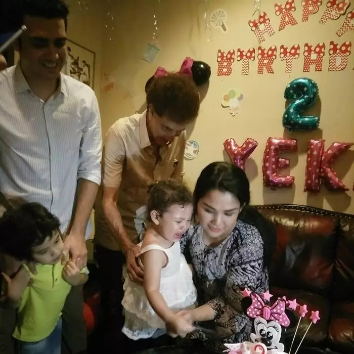 Seleb ini punya ibu sambung © 2020 brilio.net