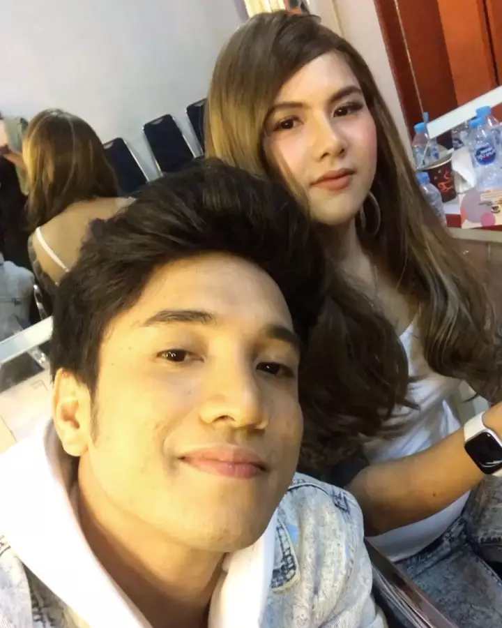 Momen mesra Evelyn dan pacar baru Instagram