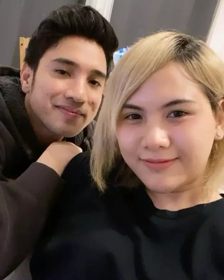 Momen mesra Evelyn dan pacar baru Instagram