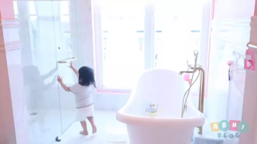 kamar anak Nindy Ayunda berbagai sumber kamar anak Nindy Ayunda berbagai sumber